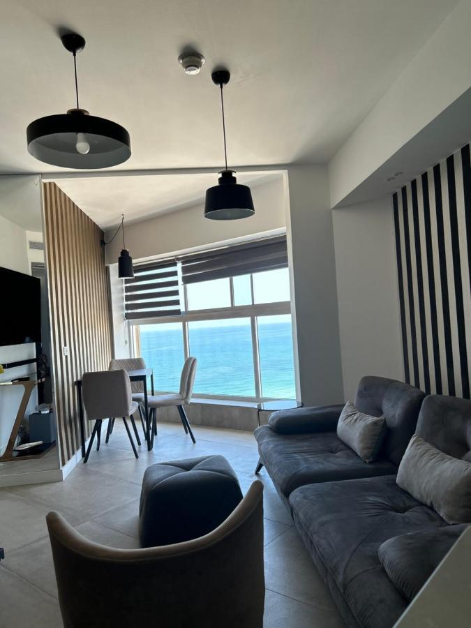Beachfront Apartment Bat Yam Εξωτερικό φωτογραφία