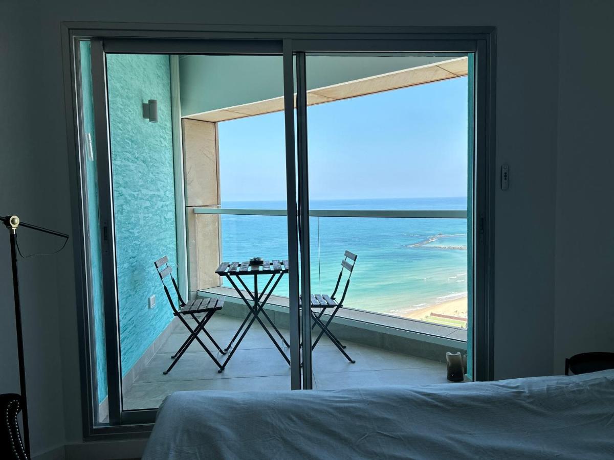 Beachfront Apartment Bat Yam Εξωτερικό φωτογραφία